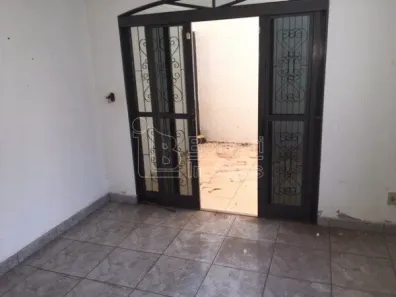 Casa com 2 Quartos à venda, 134m² no Jardim Indaiá, Araraquara