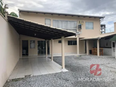 Sobrado com 2 Quartos à venda, 90m² no Morretes, Itapema
