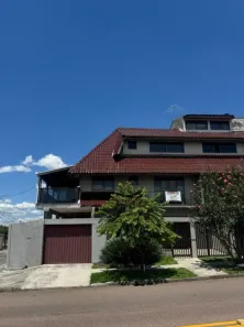 Sobrado com 3 Quartos à venda, 250m² no Cajuru, Curitiba