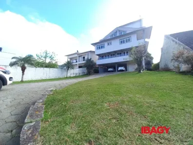 Imóvel Comercial com 4 Quartos para alugar, 300m² no Pagani, Palhoça