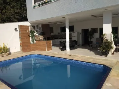 Casa com 5 Quartos à venda, 250m² no Charitas, Niterói