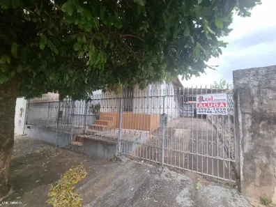 Casa com 3 Quartos à venda, 100m² no Centro, Presidente Prudente