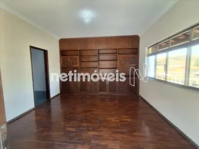 Casa com 4 Quartos para alugar, 180m² no Dom Bosco, Belo Horizonte