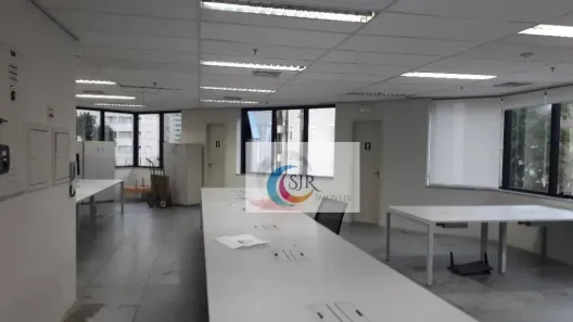 Sala Comercial para alugar, 240m² no Jardim Paulista, São Paulo