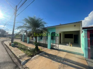 Casa com 3 Quartos para alugar, 120m² no Parque Residencial Cidade Nova, Maringá