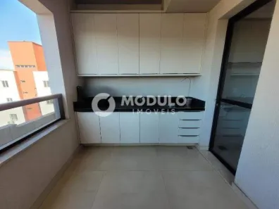 Apartamento com 3 Quartos para alugar, 96m² no Cazeca, Uberlândia