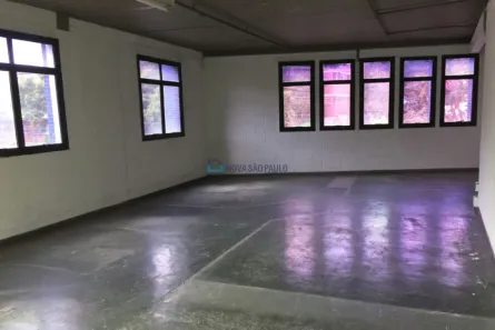 Prédio Comercial para alugar, 500m² no Jabaquara, São Paulo