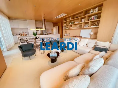 Apartamento com 2 Quartos à venda, 137m² no Vila Nova Conceição, São Paulo