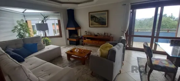 Sobrado com 3 Quartos à venda, 253m² no Centro, Viamão