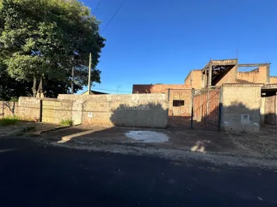 Lote/Terreno à venda, 323m² no Jardim Imperador, Araraquara