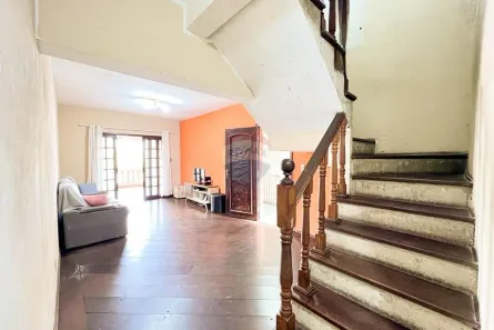 Sobrado com 3 Quartos à venda, 207m² no Jardim Primavera, Mauá