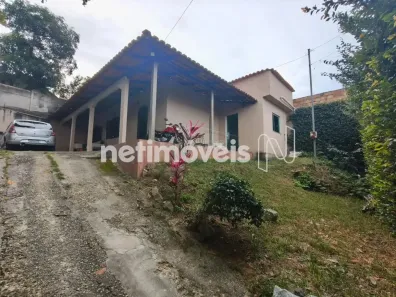 Casa com 3 Quartos à venda, 445m² no Sapucaia, Contagem