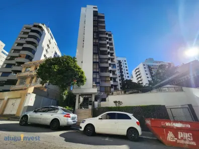 Apartamento com 3 Quartos para alugar, 219m² no Centro, Florianópolis