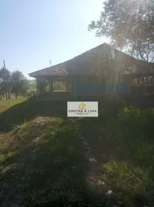 Fazenda/Sítio com 3 Quartos à venda, 130m² no Chácara Marambaia, Caçapava