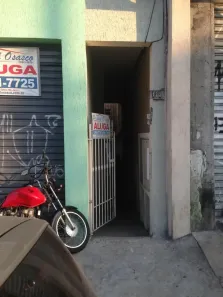 Casa com 1 Quarto para alugar, 30m² no km 18, Osasco