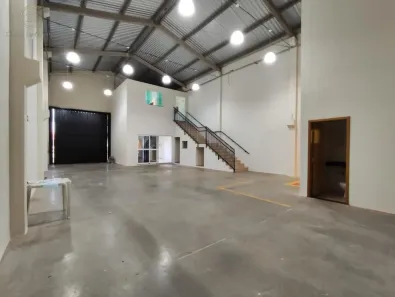 Galpão/Depósito/Armazém para alugar, 500m² no Jardim Belo Horizonte, Londrina