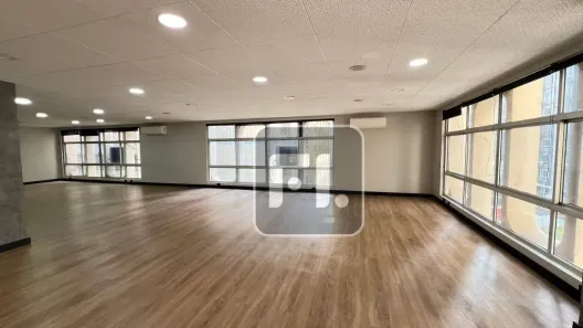 Sala Comercial para venda ou aluguel, 225m² no Cerqueira César, São Paulo