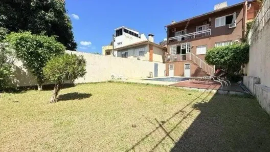 Casa com 4 Quartos à venda, 279m² no Chácara das Pedras, Porto Alegre