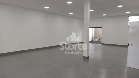 Ponto Comercial à venda, 150m² no Aclimação, Uberlândia