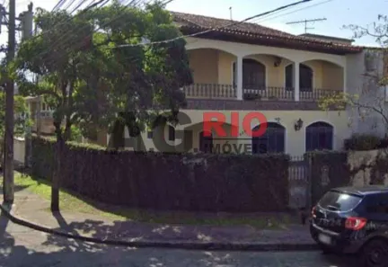 Casa de Condomínio com 4 Quartos à venda, 220m² no Vila Valqueire, Rio de Janeiro