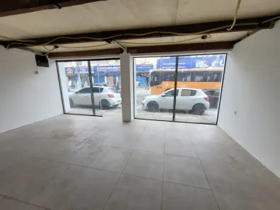 Ponto Comercial para alugar, 50m² no Rocha Miranda, Rio de Janeiro