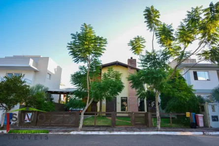 Casa com 4 Quartos à venda, 285m² no Lagoa da Conceição, Florianópolis