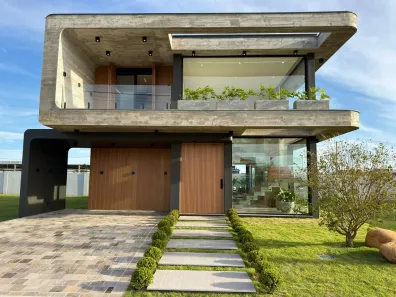 Casa de Condomínio com 4 Quartos à venda, 327m² no XANGRI-LÁ, Xangri-lá