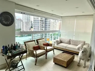 Apartamento com 3 Quartos para venda ou aluguel, 210m² no Vila Olímpia, São Paulo