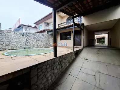 Casa com 4 Quartos à venda, 124m² no Costa do Sol, Macaé