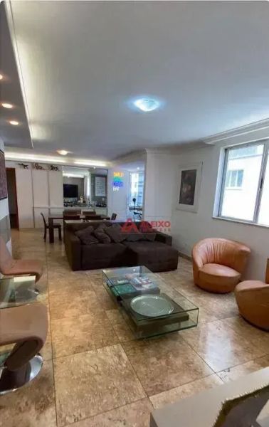 Apartamento com 4 quartos — Lourdes, Belo Horizonte