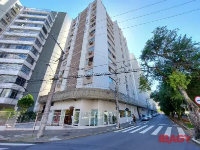 Apartamento com 1 Quarto para alugar, 47m² no Centro, Florianópolis