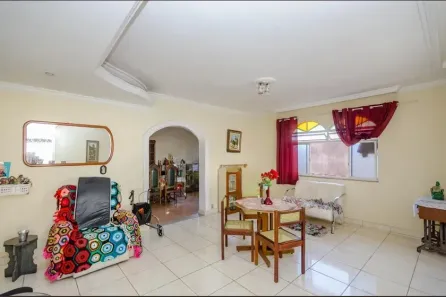 Casa com 3 Quartos à venda, 500m² no Alto Caiçaras, Belo Horizonte