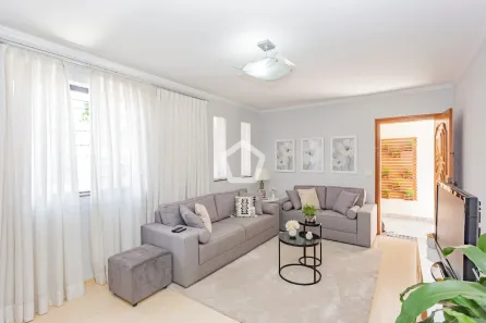 Casa com 3 Quartos à venda, 450m² no Vila Gumercindo, São Paulo