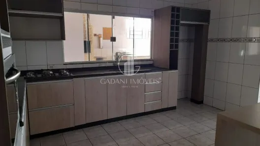 Casa com 3 Quartos à venda, 148m² no Jardim Jacarandás, Sinop