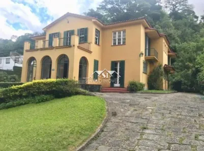 Casa com 4 Quartos para alugar, 400m² no Coronel Veiga, Petrópolis