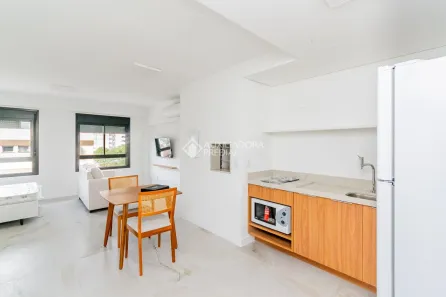 Apartamento com 1 Quarto para alugar, 44m² no Partenon, Porto Alegre