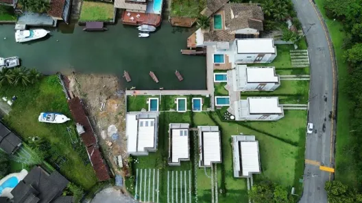 Casa com 4 Quartos à venda, 188m² no Japuíba (Cunhambebe), Angra dos Reis