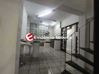 Sobrado com 3 Quartos à venda, 180m² no Vila Pires, Santo André
