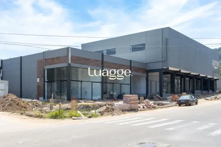 Ponto Comercial para alugar, 96m² no Cavalhada, Porto Alegre