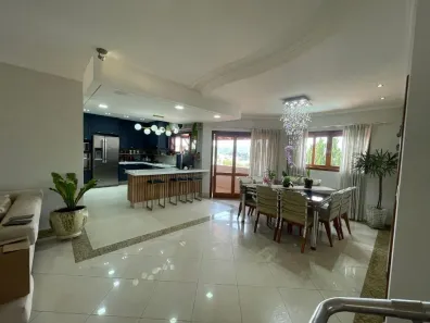 Casa de Condomínio com 3 Quartos à venda, 372m² no Chácaras Alpina, Valinhos
