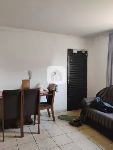 Apartamento com 2 Quartos à venda, 46m² no Chácaras Tubalina e Quartel, Uberlândia