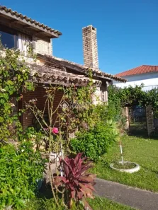 Casa com 3 Quartos à venda, 240m² no Morro das Pedras, Florianópolis