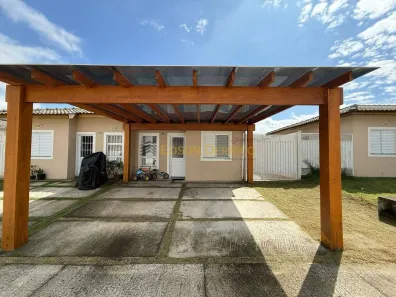 Casa de Condomínio com 2 Quartos à venda, 110m² no Vila São Benedito, Pindamonhangaba