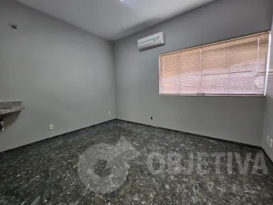 Sala Comercial para alugar, 20m² no Martins, Uberlândia