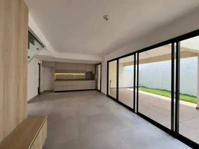 Casa de Condomínio com 3 Quartos para alugar, 167m² no Jardins Marselha, Aparecida de Goiânia