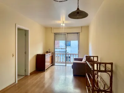 Apartamento com 2 Quartos à venda, 72m² no Jardim do Salso, Porto Alegre