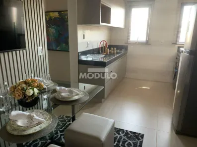 Apartamento com 2 Quartos para alugar, 63m² no Umuarama, Uberlândia