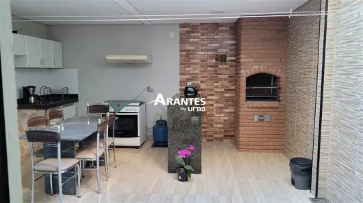 Sobrado com 2 Quartos à venda, 77m² no Novo Mundo, Uberlândia
