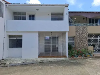 Sobrado com 4 Quartos à venda, 134m² no Boa Viagem, Recife