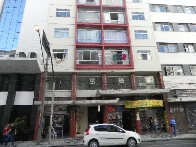 Apartamento com 1 Quarto para alugar, 27m² no Centro, Curitiba